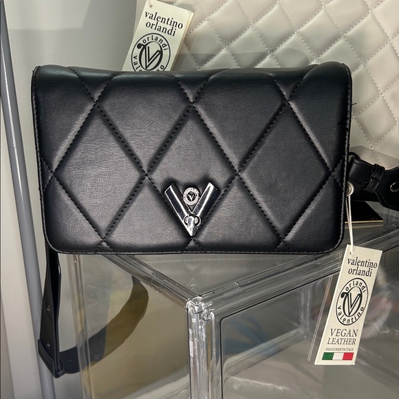 Valentino Orlandi White and Black Shoulder Bags - Picture 4 of 12